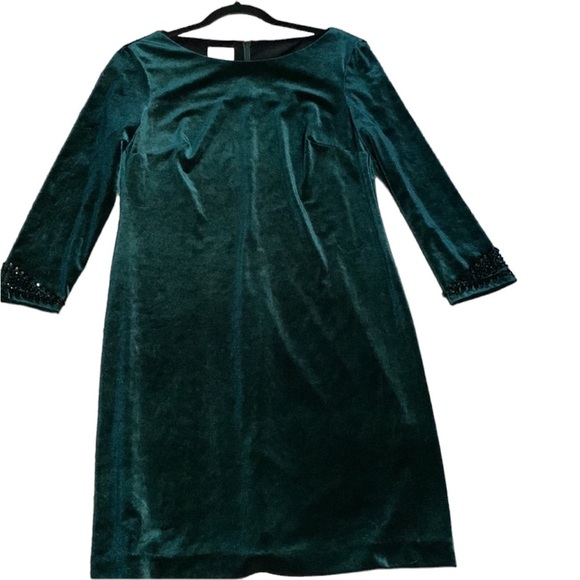 Donna Morgan Dresses & Skirts - Donna Morgan velvet beaded sleeve mini dress size 10 whimsigoth